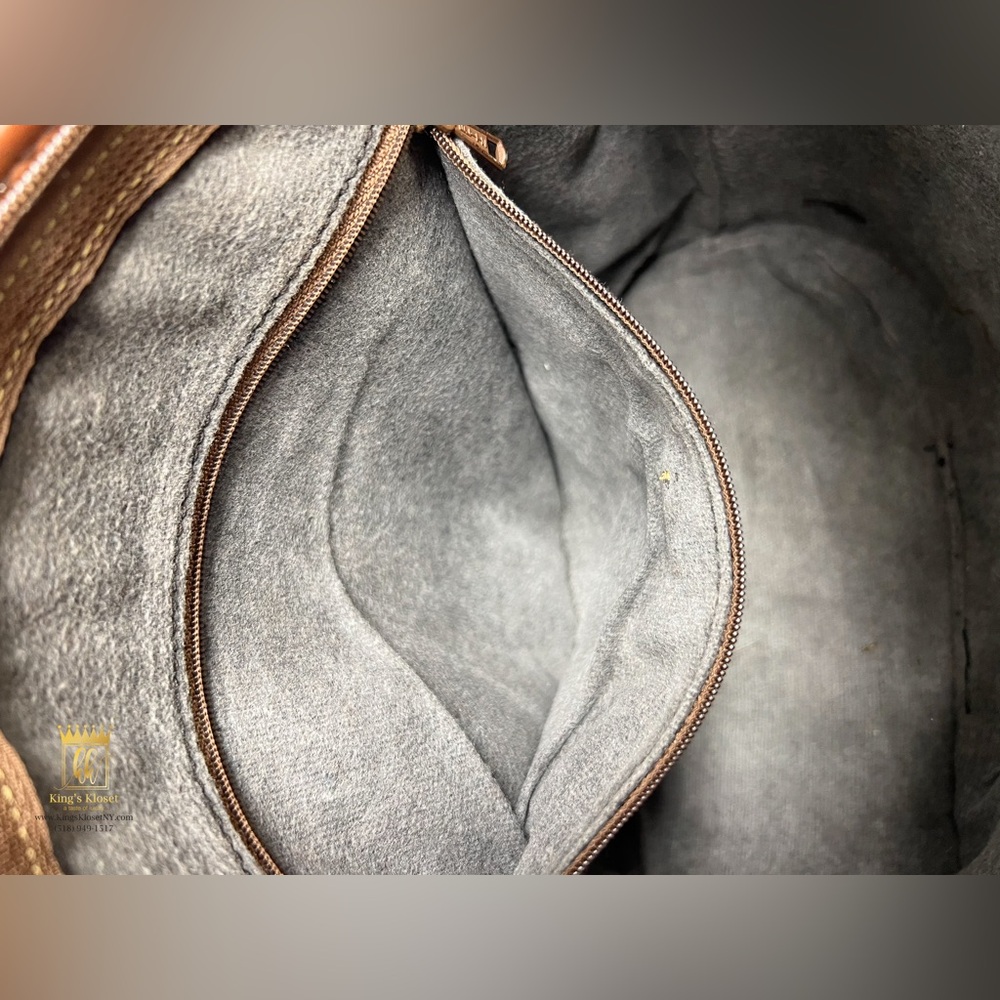Burberry handbag - Picture 8 of 13